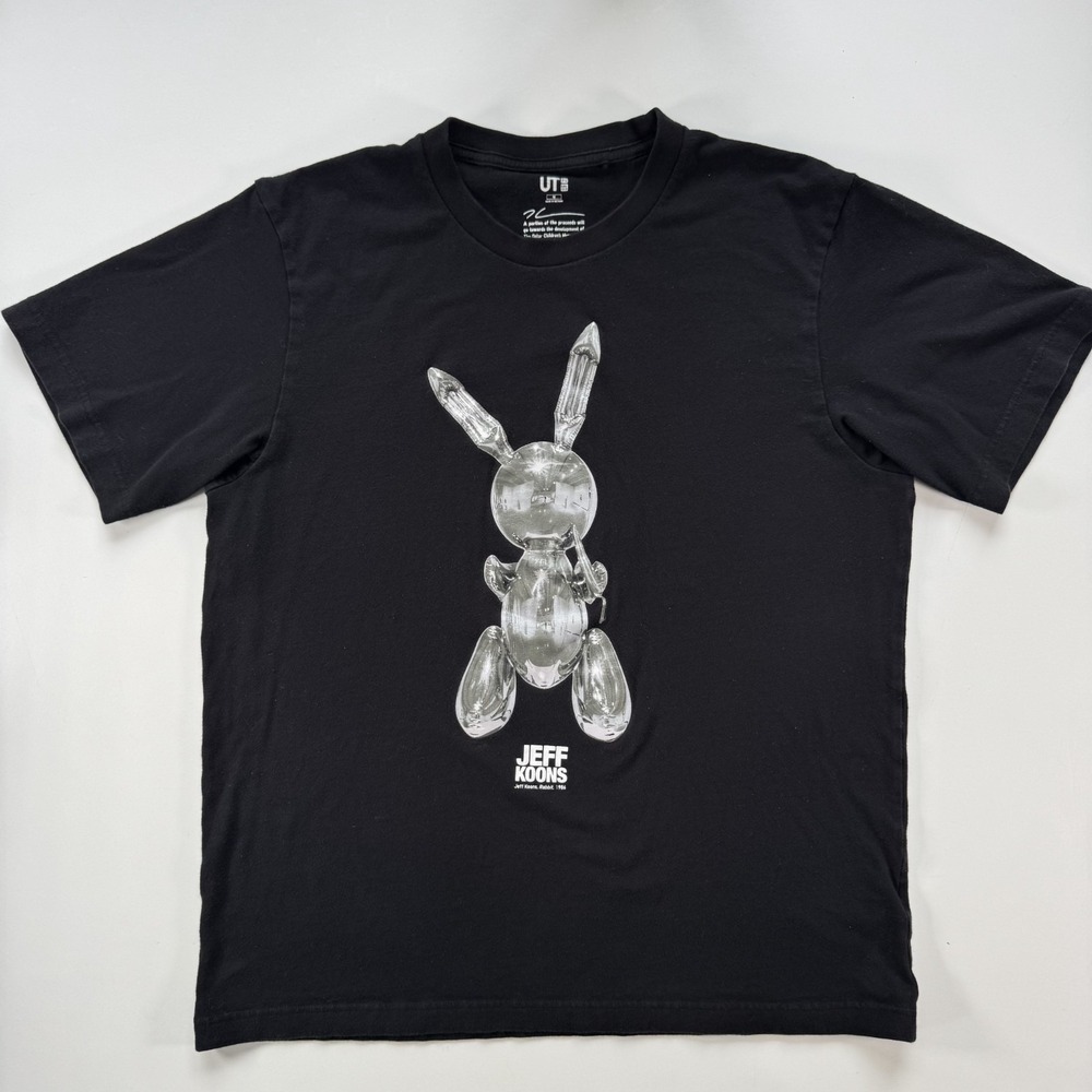 UNIQLO UT x Jeff Koons Rabbit Graphic T-Shirt Medium Qatar Childrens Museum Art
